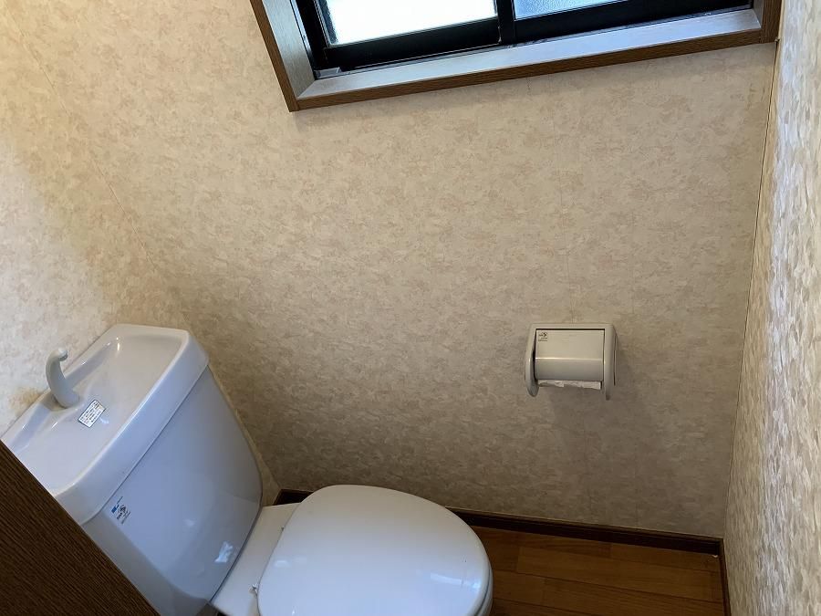 【トイレ】　2階居住部分