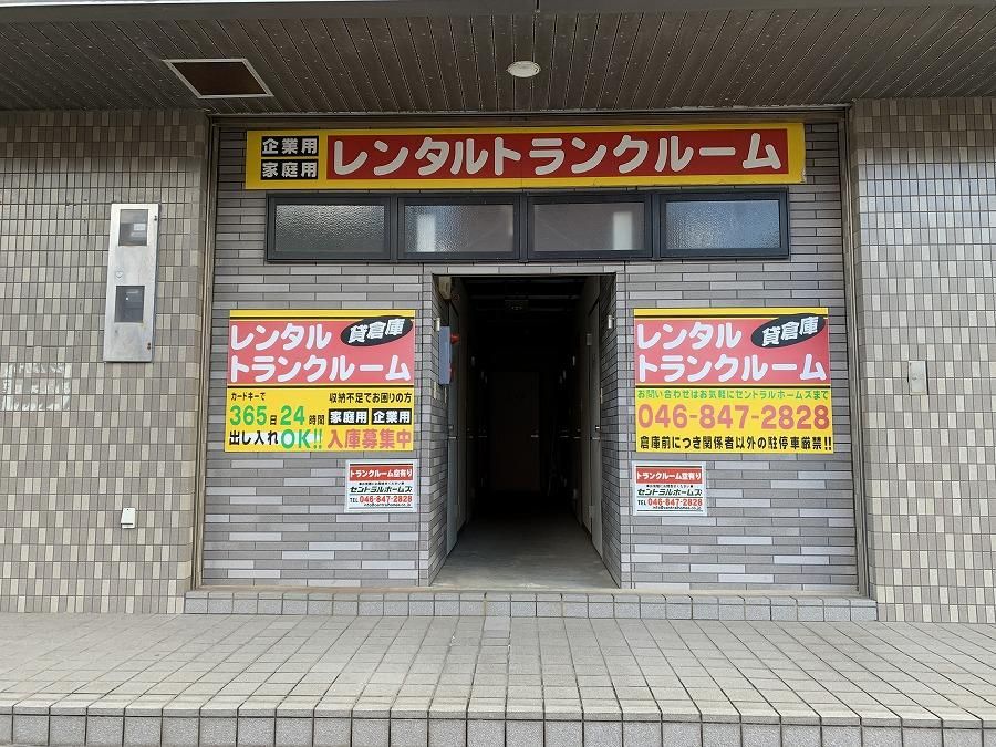 �_�ސ쌧���{��s����2����8-14�̑q�ɂ̌����O��