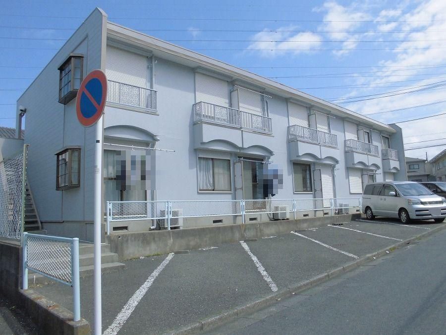 �_�ސ쌧���{��s��3����27-10�̃A�p�[�g�̌����O��