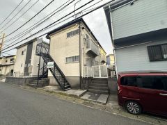 �_�ސ쌧���{��s���2����16-4�̃A�p�[�g�̌����O��