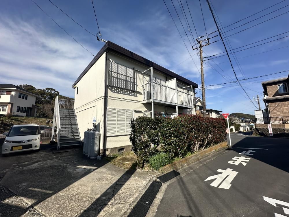 �_�ސ쌧���{��s����3����32-8�̃A�p�[�g�̌����O��