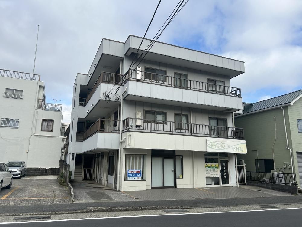 �_�ސ쌧���{��s���1����18-8�̃}���V�����̌����O��