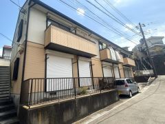 �_�ސ쌧���{��s���2����33-2�̃A�p�[�g�̌����O��